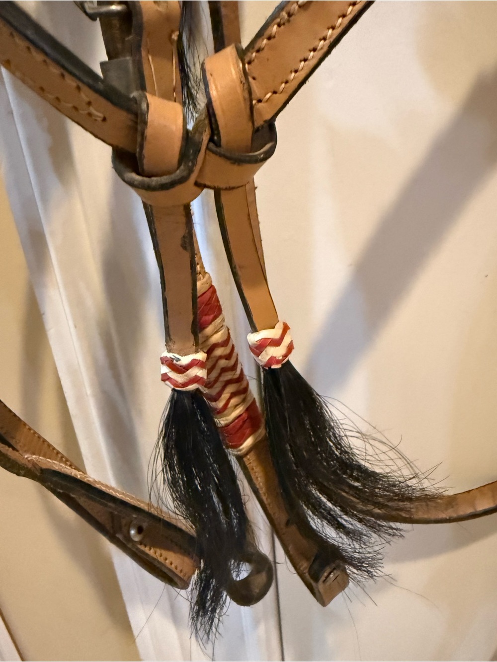 Leather Western Headstall w/ matching reins w/ horsehair Accent colored rawhide - Picture 16 of 16